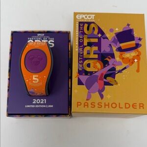 EPCOT Festival of the Arts 5th Anniversary Passholder MagicBand (2021)
